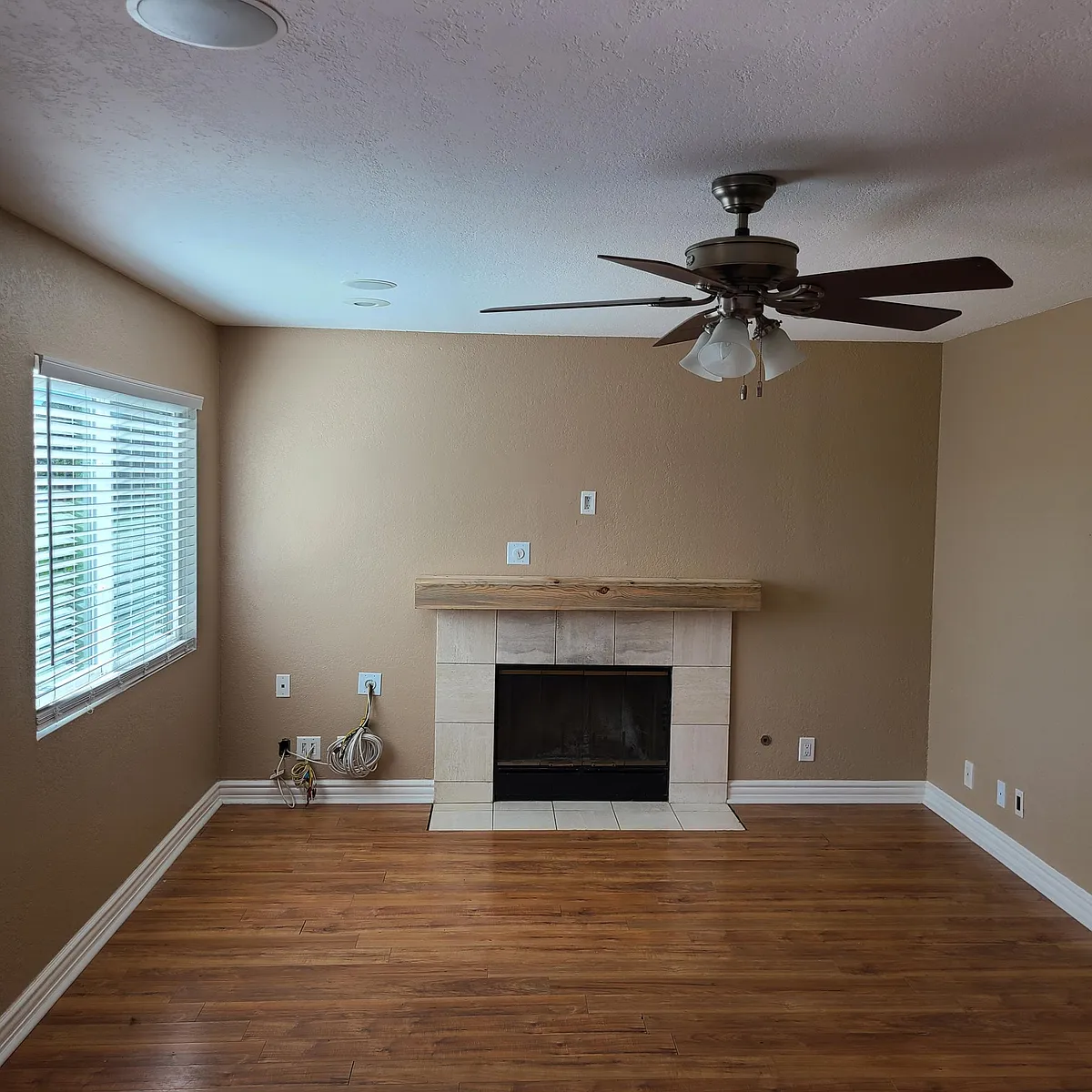 Building Photo - 3219 Township Ave #A