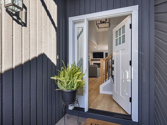 4th image of 10045 SW Serena Way