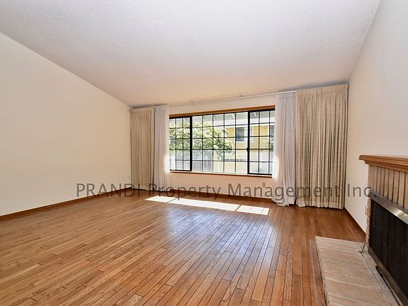 3rd image of 56 Plata Ct