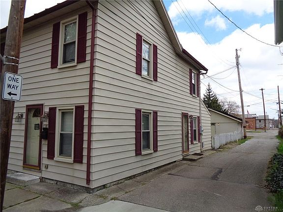 3rd image of 30 N Walnut St