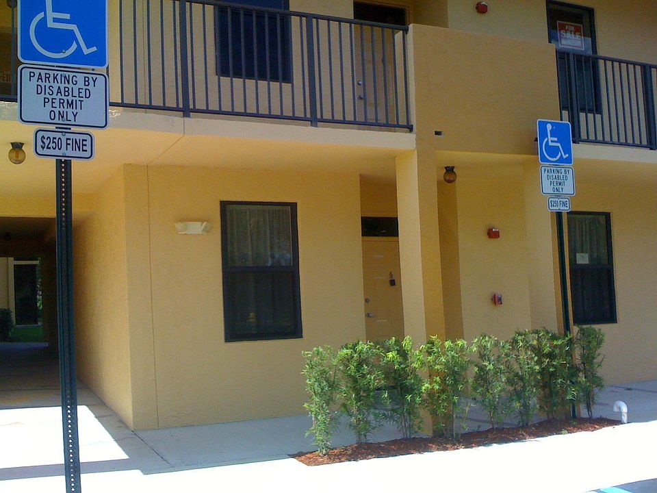 Front End Unit - 1st floor