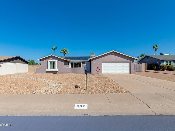 2nd image of 902 E LE MARCHE Avenue