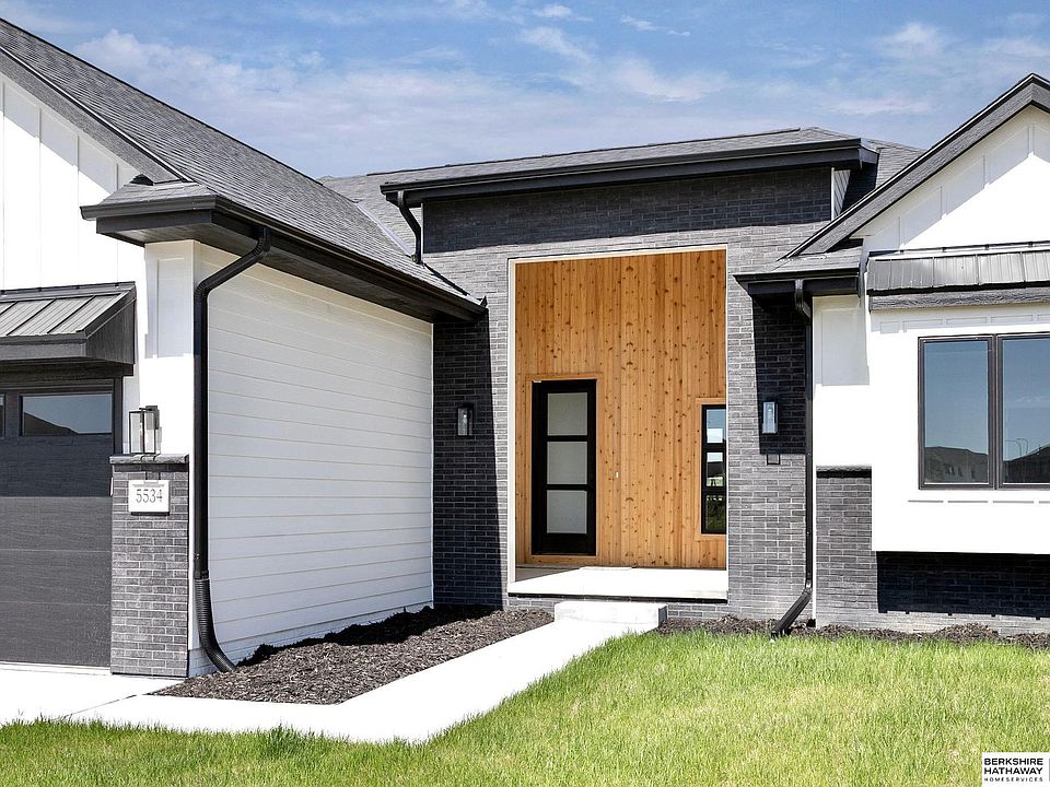 5534 N 213th Ave, Elkhorn, NE 68022 | Zillow