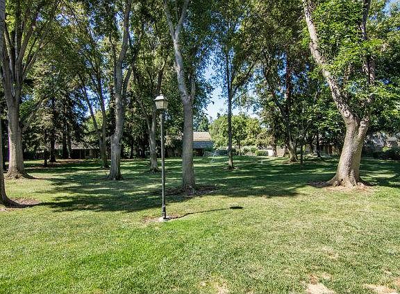 3rd image of 4609 Black River Ct