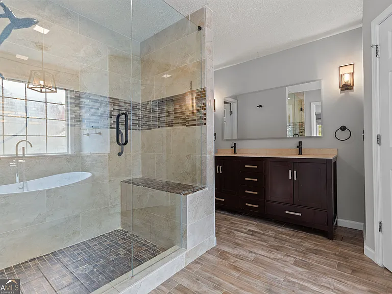 2315 Hiawassee Dr — Photo 25