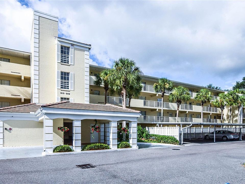 1st image of 928 Wexford Blvd #928