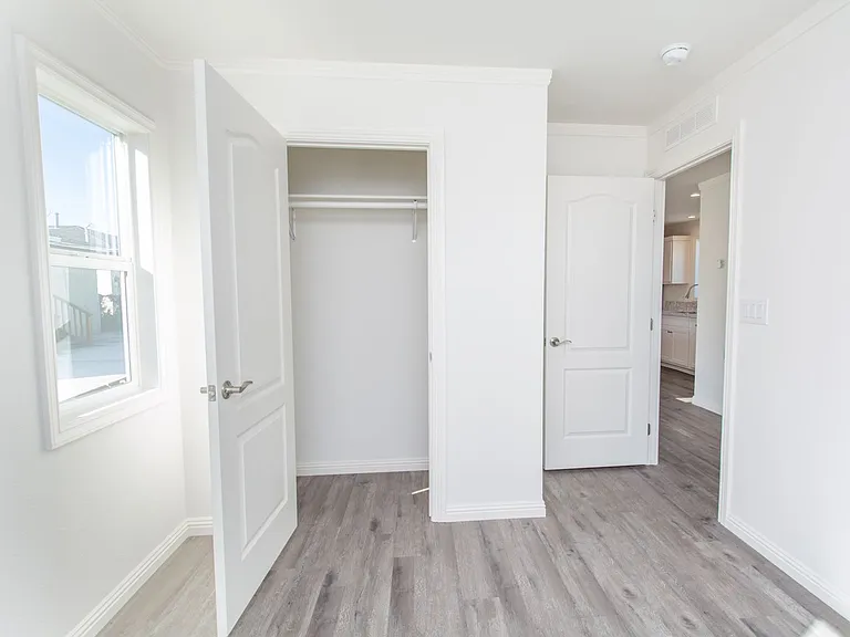 New Build 2 Bedroom / 2 Bath + Office Home in Mount Hope! — Photo 6