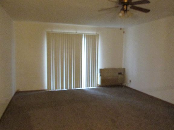 3rd image of 971 Charlela Ln