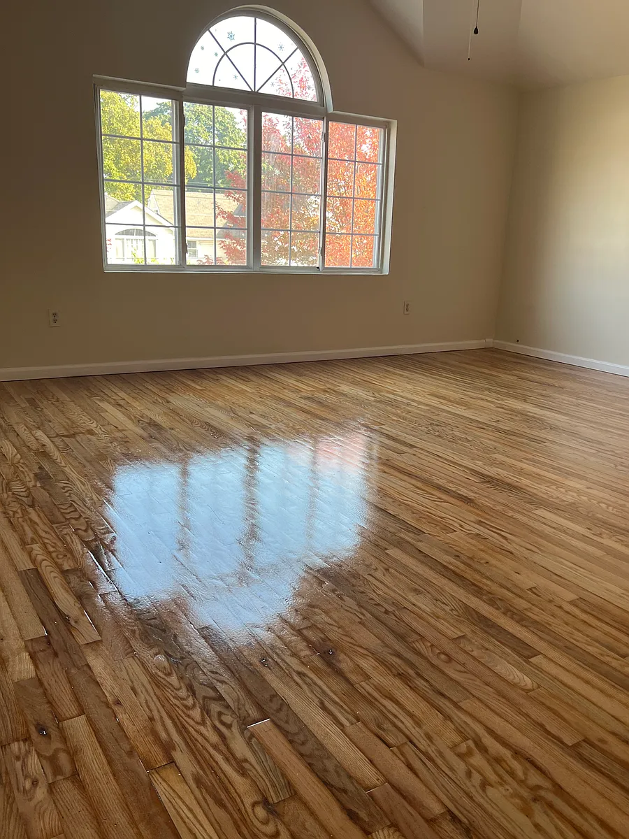 Building Photo - 36 Mersereau Ave #3
