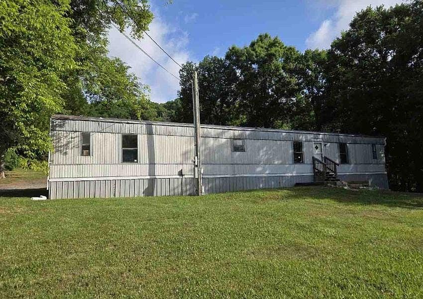 1st image of 163 Wilburn Hollow Rd