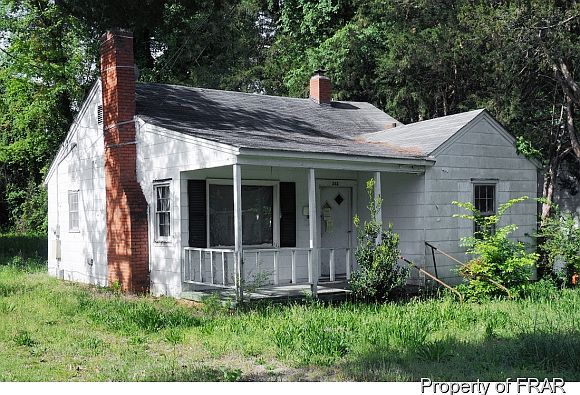1st image of 305 Oakland Dr