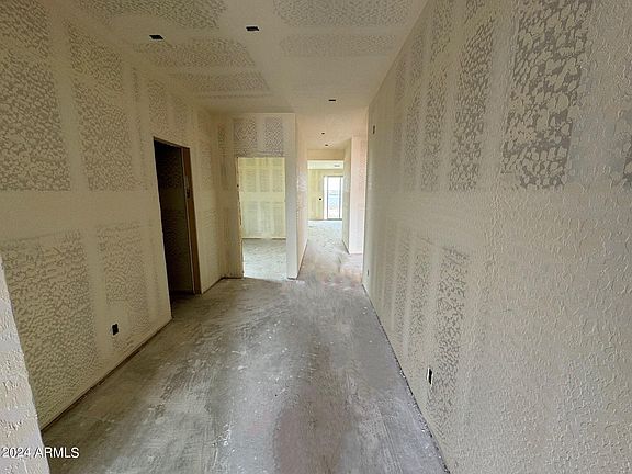 5th image of 4409 S 108TH Avenue