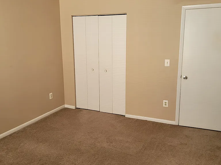 40 Hearthstone Ct #G — Photo 16