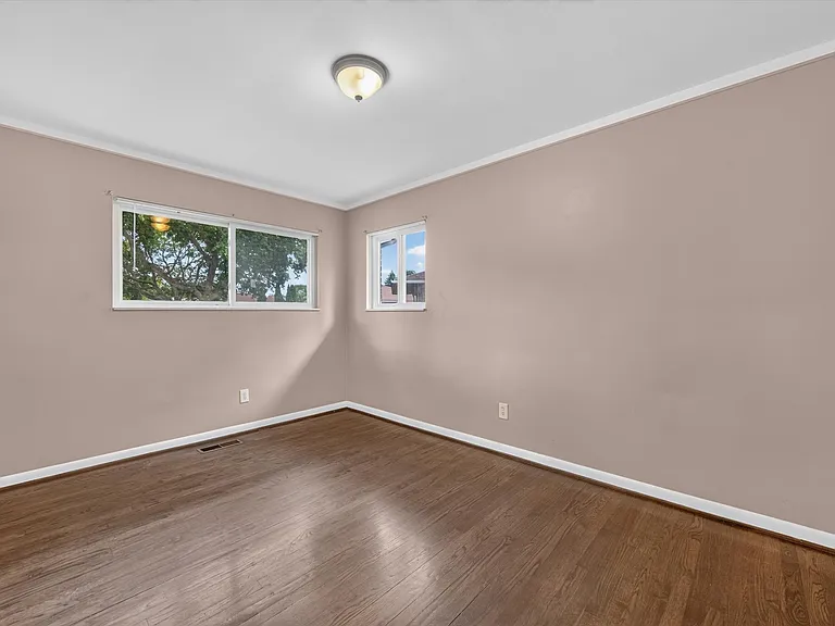 29101 Campbell Dr — Photo 13