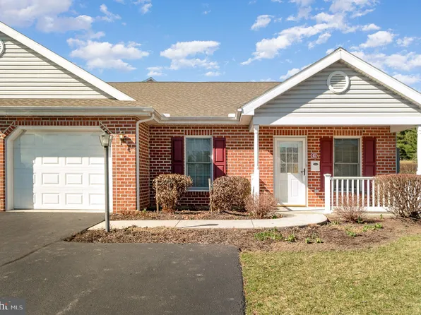 41 Blue Mountain Vis, Mechanicsburg, PA 17050
