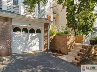 47 Lambiance Ct, Highland Park, NJ 08904