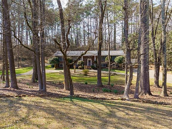 3rd image of 5075 Deen Rd