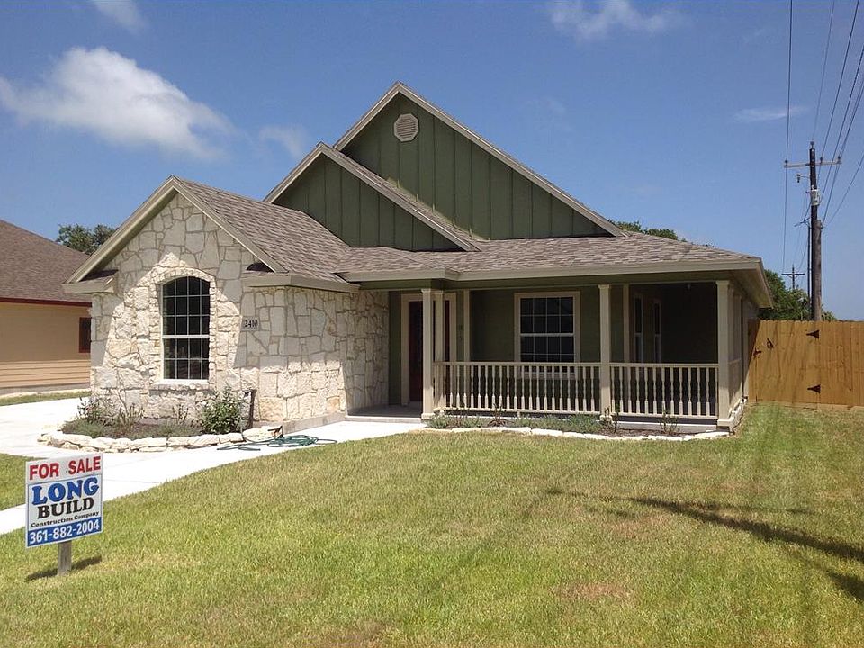 1st image of 2410 Country Oaks Cir