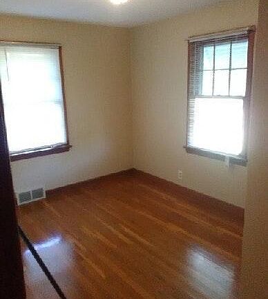 4th image of 1413 Ballard Dr