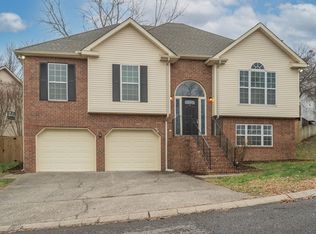 100 Edgewater Pl, Hendersonville, TN 37075