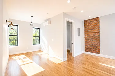 373 Howard Avenue, #3B