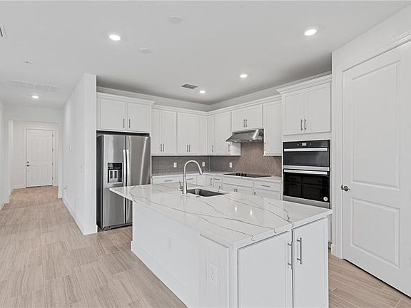 5th image of 6258 Van Buren CT