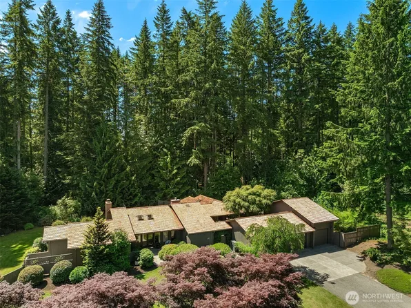 7511 220th Avenue NE, Redmond, WA 98053