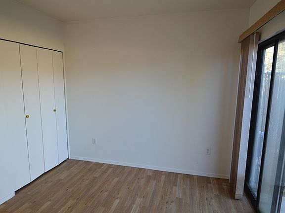 4th image of 4327 E Bellevue St Unit 2102