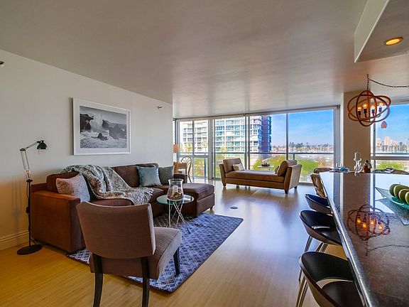 3rd image of 1780 Avenida Del Mundo Unit 303