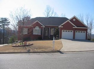 38 Clearview Dr, Cartersville, GA