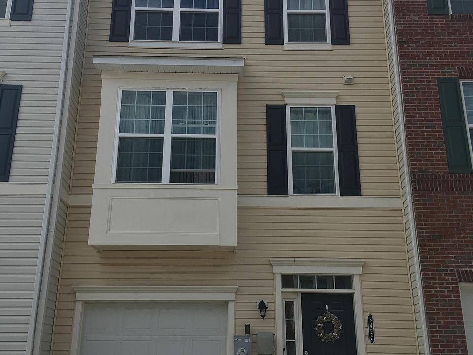 1st image of 8422 Meadowlark Ln