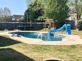 3021 Southridge Ct, Fayetteville, NC 28306