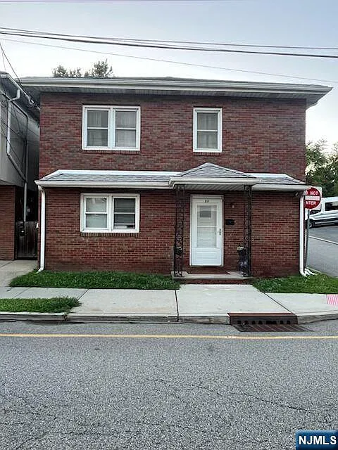23 Westminster Pl #1