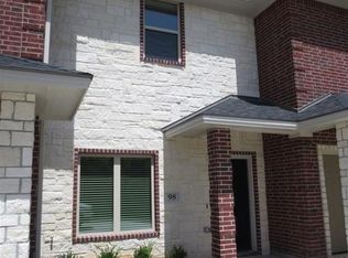 98 Forest Dr, College Station, TX 77840