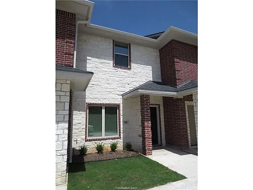 98 Forest Dr Photo 1
