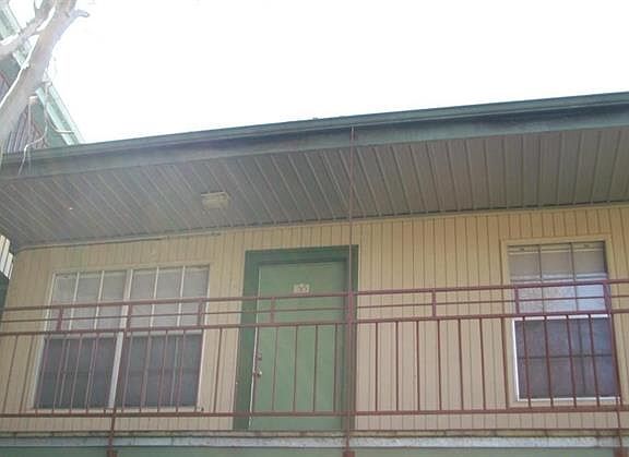5th image of 300 Crockett St APT 215