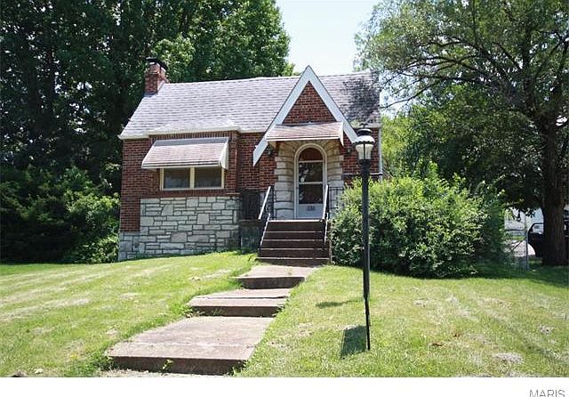 1st image of 736 Dallas Dr