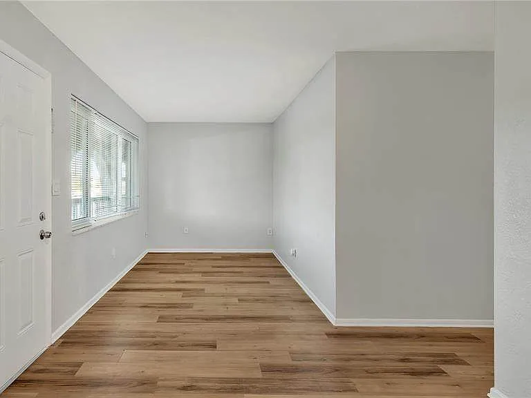 5900 22nd Ave N #2 — Photo 12