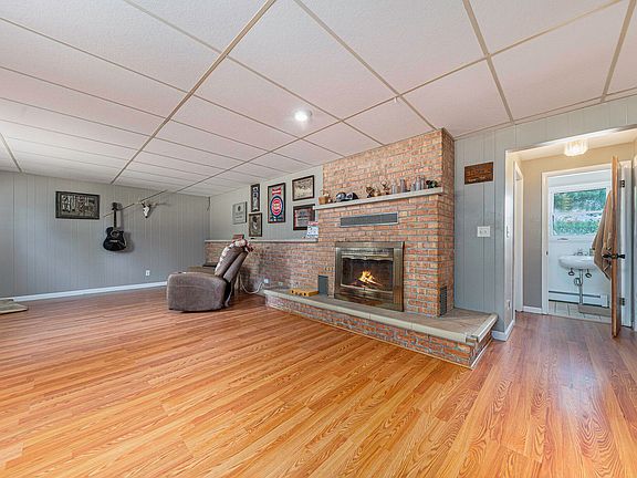 2nd image of 8505 W De Ave