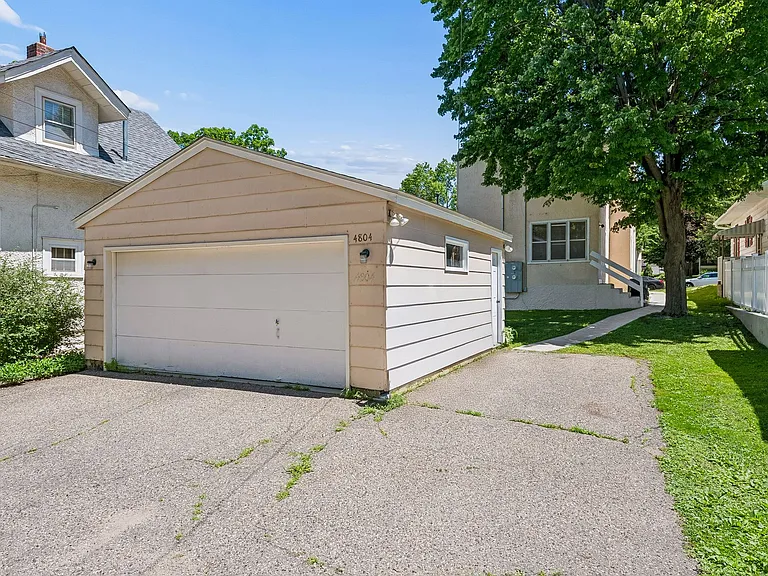 4804 Vincent Ave S — Photo 29