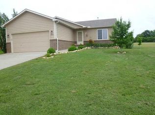 3408 Osage Ct, Winfield, KS 67156