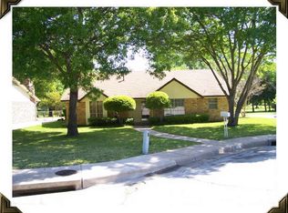 102 Naples Dr, Duncanville, TX 75116