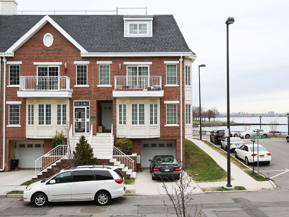1st image of 322 Soundview Ln Floor 2