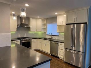 451 Lotus Ln, Mountain View, CA 94043