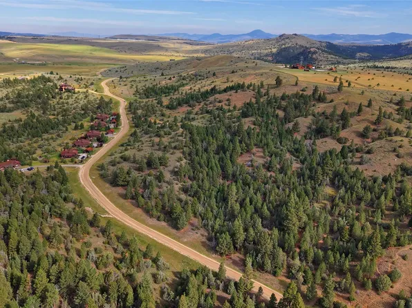 7076 Willow Creek Rd, Deer Lodge, MT 59722