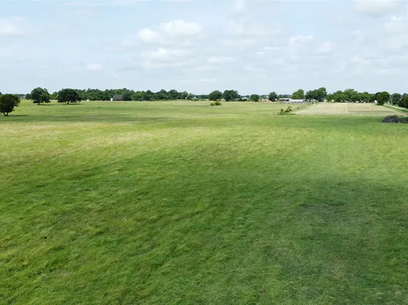 11742 Dane Rd, Pilot Point, TX 76258