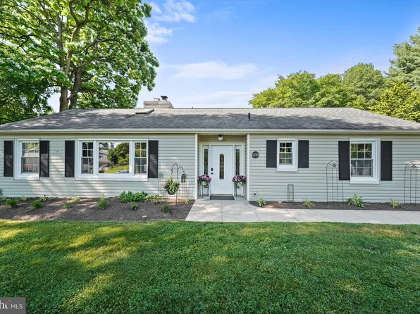 14 Wolf Dr, Silver Spring, MD 20904