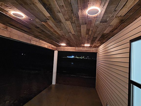 5th image of N9208 Homestead Ln