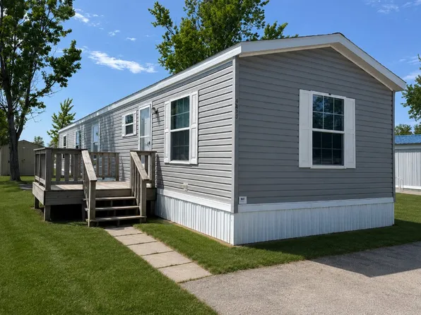 4310 Meadow Lane Dr, Traverse City, MI