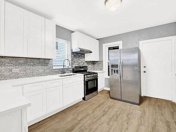 5th image of 1524 S 50th Ct